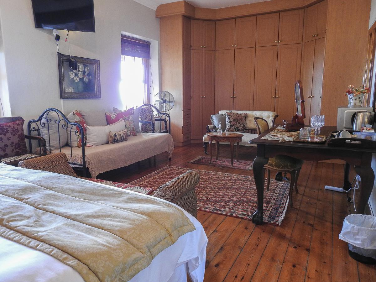 New Stone Manor Hotel Mossel Bay Exterior foto